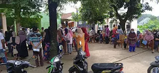 Warga Sasak Panjang Dapat Bantuan Tunai 600 ribu dari Kemensos.