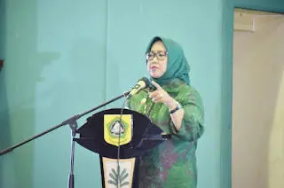 Ade Yasin akan Beri Hadiah Masyarakat yang Mau Jadi Duta Recycle Sampah