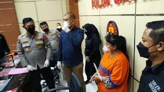 Pekerjakan  6 Wanita Dibawah Umur, ‘Mami Ambar’ Diciduk Polda Jatim