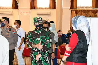 Selain Gelorakan Vaksinasi, Dandim 0802/Ponorogo Ajak Masyarakat Disiplin Prokes