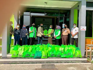 Relawan Bogor Gercep Tajurhalang Salurkan Bantuan Sembako Kepara Isoman