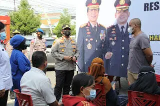 Polres Kediri Kota Grebeg  Sejuta Vaksinasi