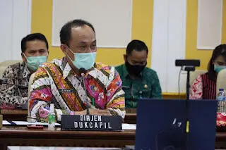 Tingkatkan Pelayanan Lebih Baik, Dukcapil Berbenah