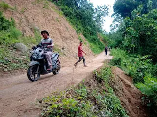 Perlu Perhatian Serius, Tebing Pasir Cilumping di Cibeber Rawan Longsor