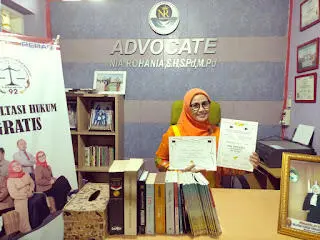 Nia Rohania Penulis Cianjur Raih Penghargaan Kehormatan Puisi Internasional