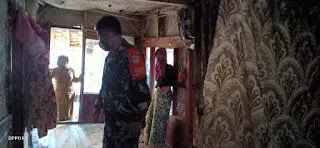 Miris, Melihat Kondisi Rumah Milik Nenek Seorang Pemulung Padi di Cianjur Nyaris Ambruk