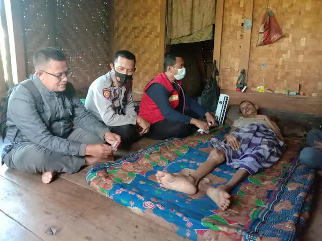 Siap Bantu Perawatan Medis Kakek Wajon, Ini Janji Muspika Naringgul Cianjur