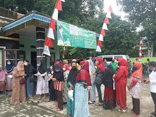Pemdes Batutulis Nanggung Salurkan BLT Tahap Tiga