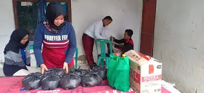 Ketua Umum LPKSM Patroli Dibulan Berkah Mari Saling Berbagi.